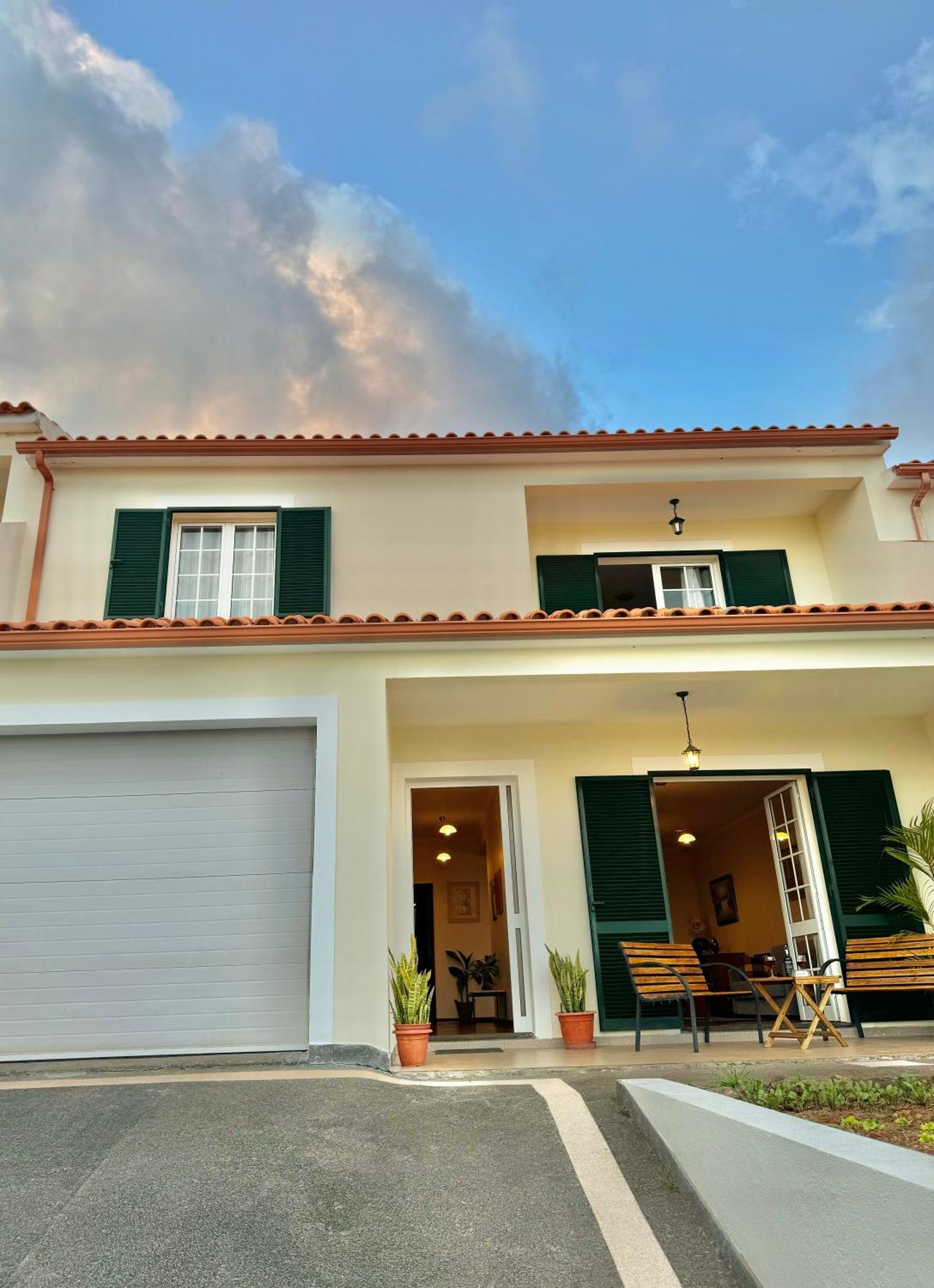 Moradia Abreu Villa Santa Cruz  Bagian luar foto